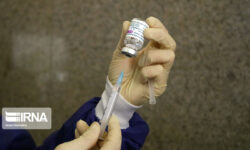 سه مرکز تجمیعی واکسیناسیون کرونا در اسلام‌آبادغرب آغاز به کار کرد